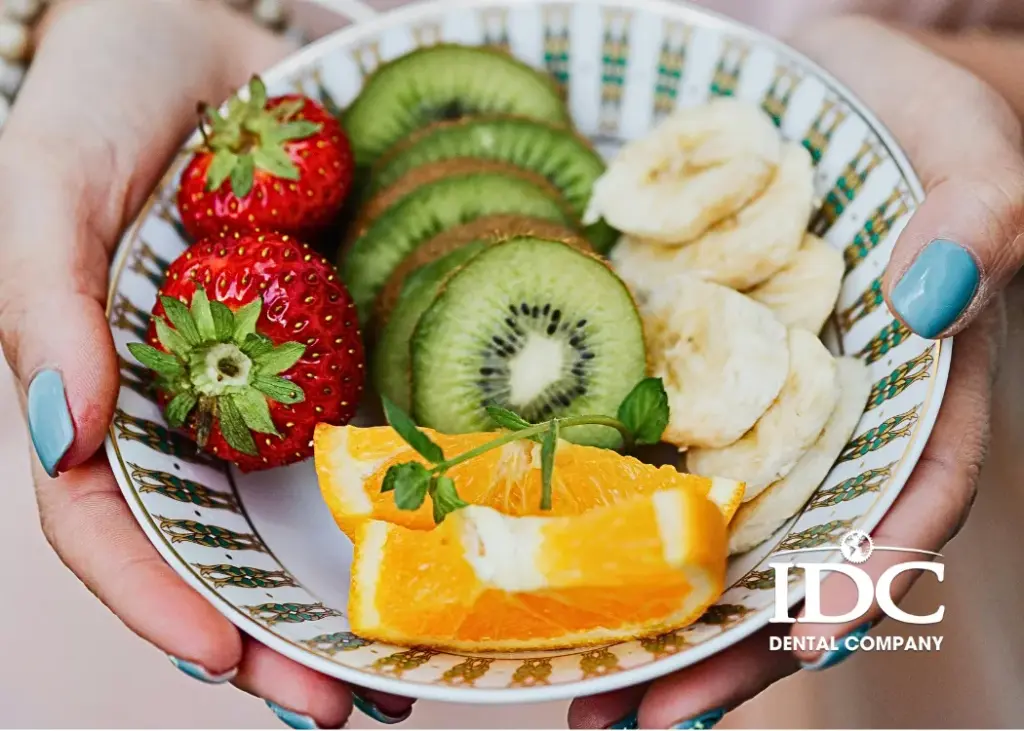 Acidic Foods (Citrus Fruits, Tomatoes, Vinegar)