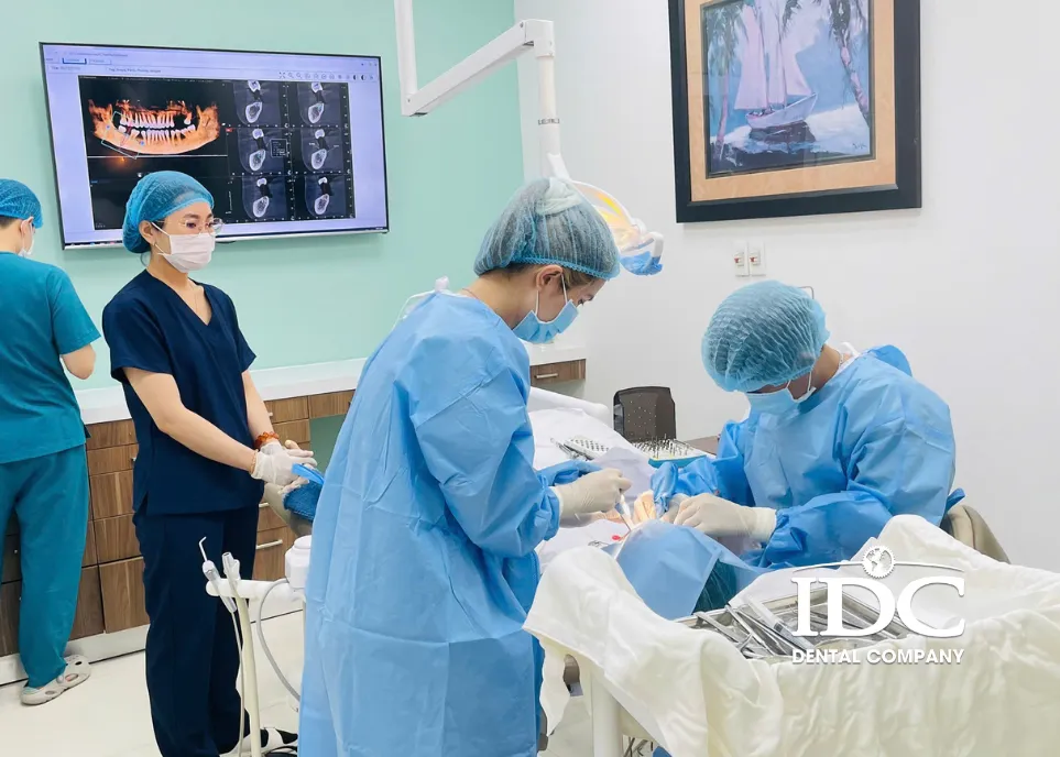 trong rang implant
